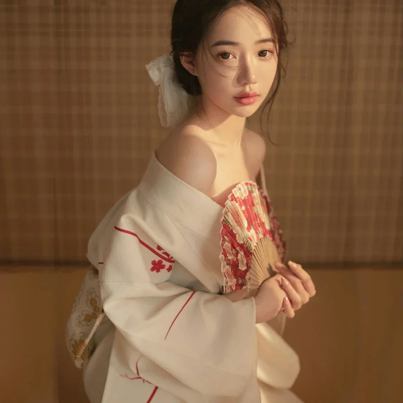 日本の伝統的な着物カーディガン女性ドレスバスローブ浴衣芸者コ - Asian Cosplay Anime のレビューと価格
